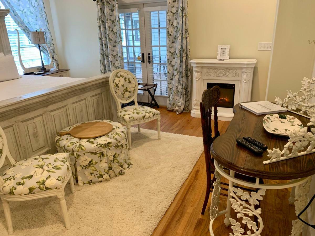 Bama Bed And Breakfast - Chimes Suite Tuscaloosa Exterior photo